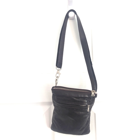 M0851 Brown Leather Belt Crossbody Bag - Picture 1 of 4